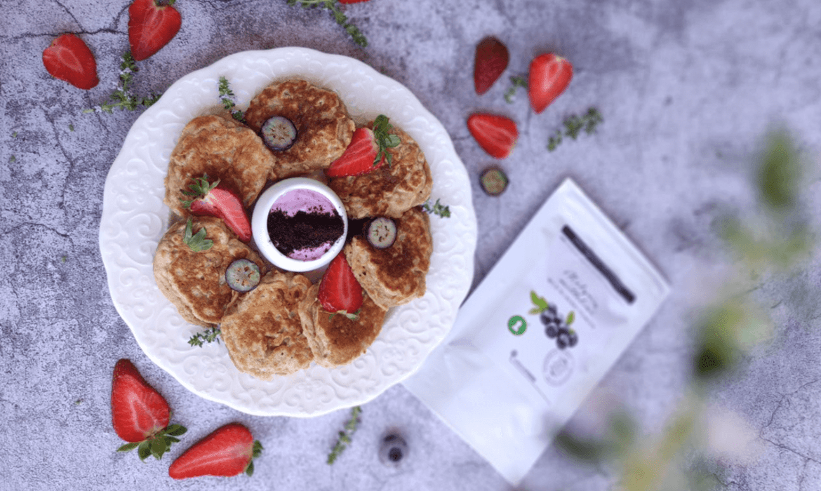 Pancakes with apples