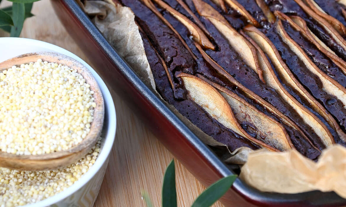 Chocolate millet cake with pears